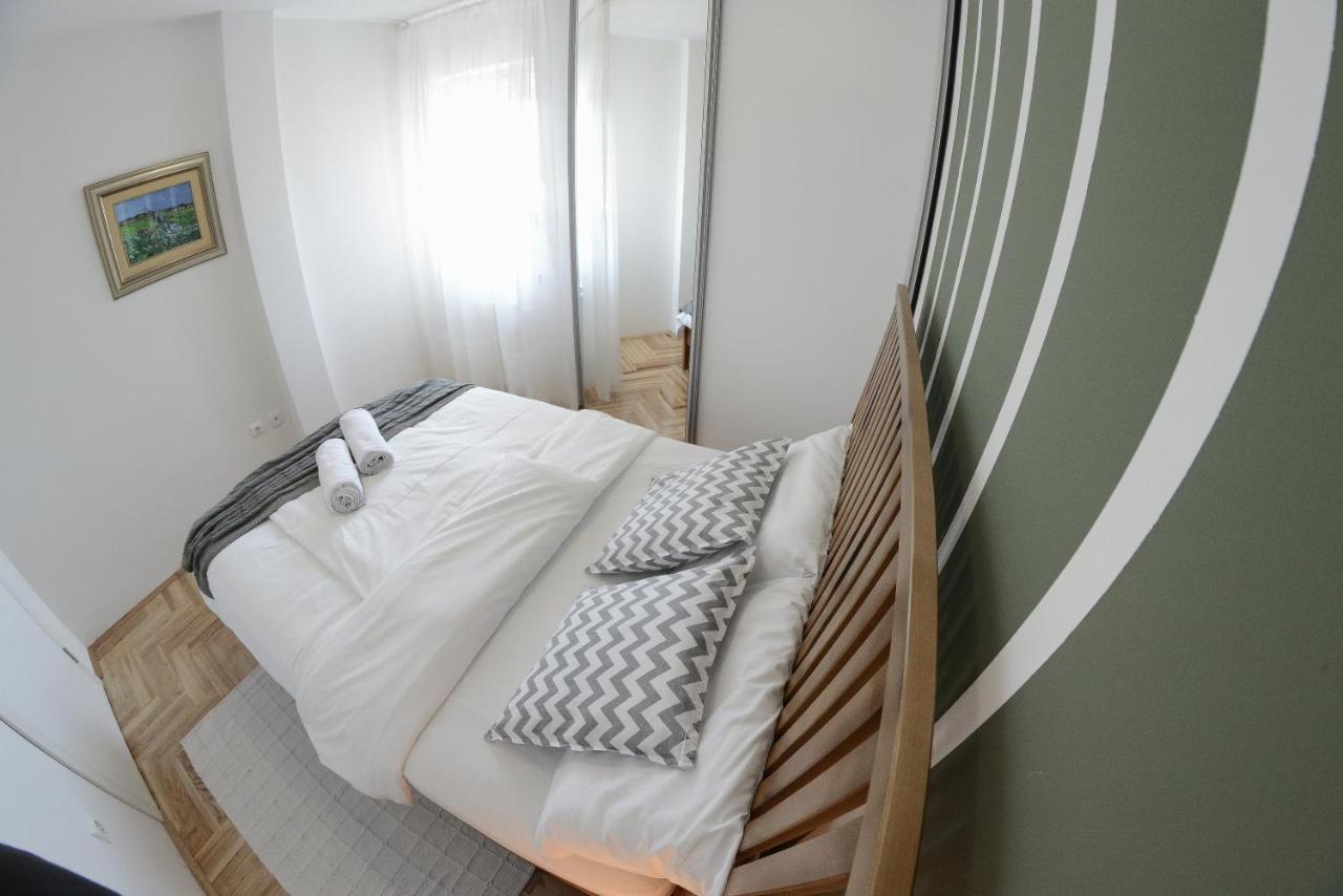 Apartment Dobraya Grey Novi Sad Ngoại thất bức ảnh
