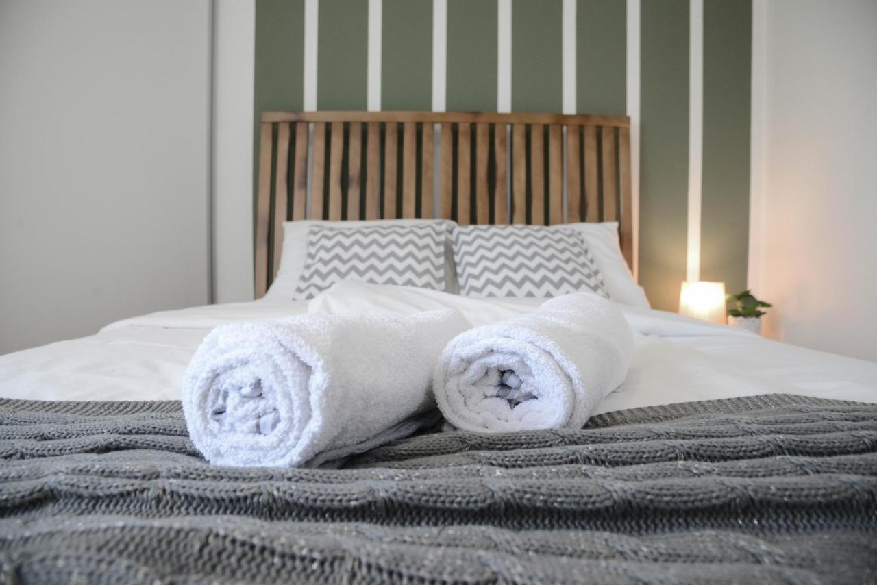Apartment Dobraya Grey Novi Sad Ngoại thất bức ảnh